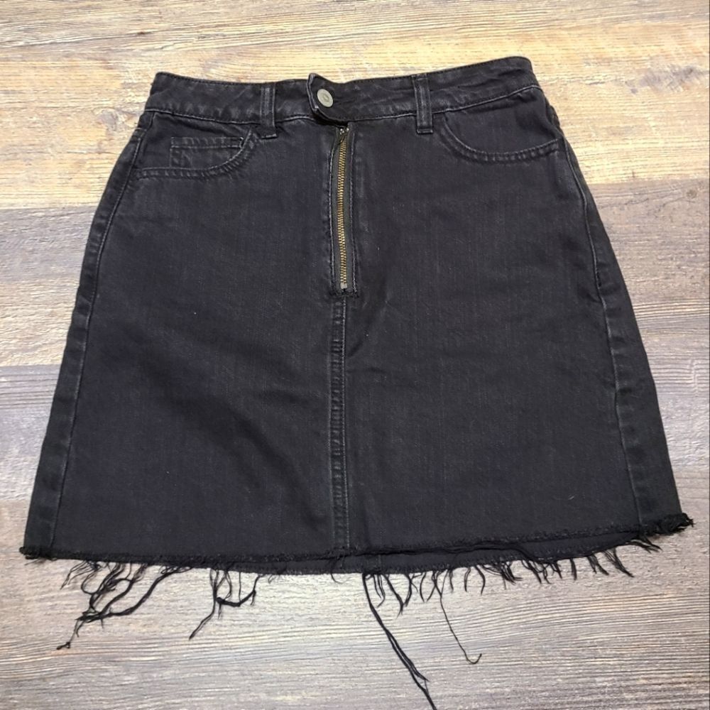 Hollister Ultra High Rise Black Raw Hem Jean Skirt